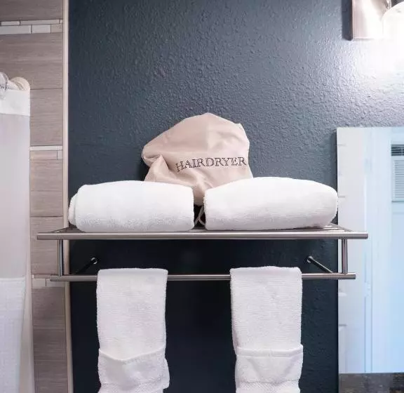 Retkeilymaja Balanced Rock Inn