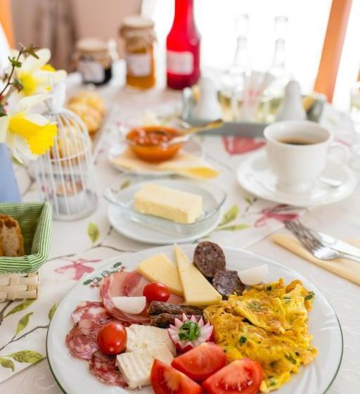 בית מלון כפרי Pensiunea Faur