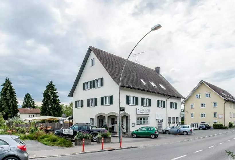 ペンション Gästehaus Brugger