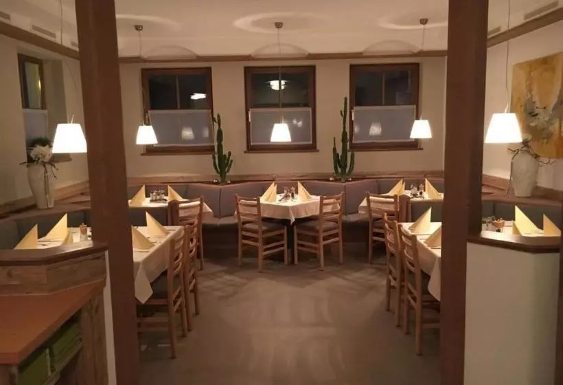 ペンション Gästehaus Brugger