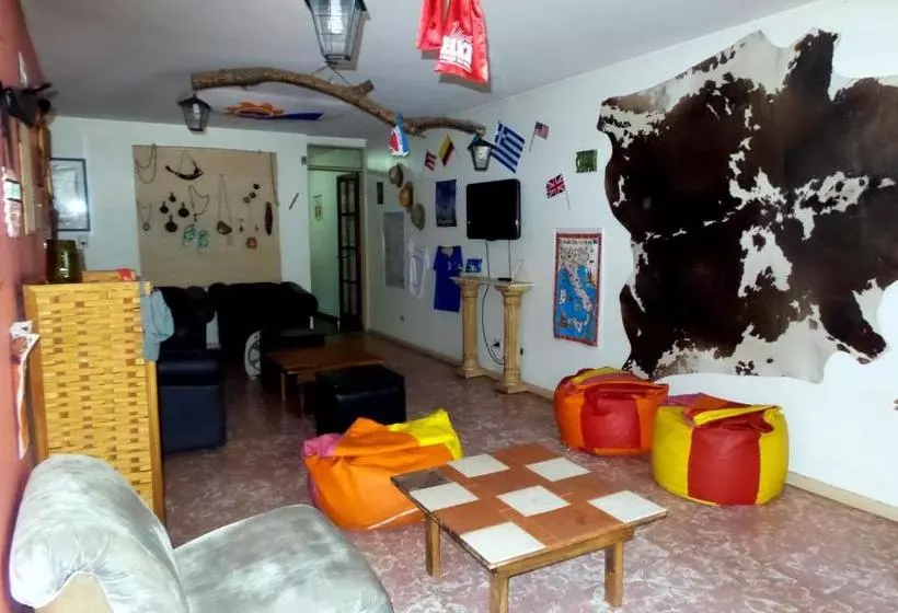 پانسیون Hostel Otro Mundo