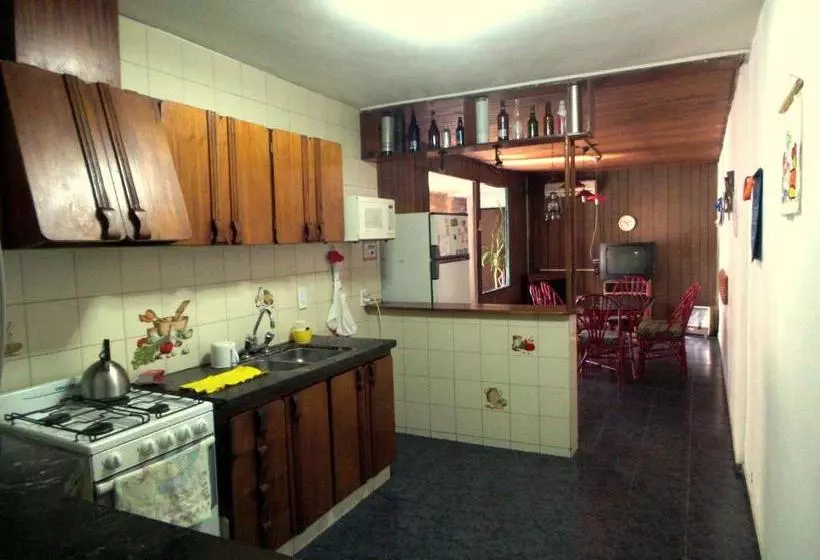 پانسیون Hostel Otro Mundo