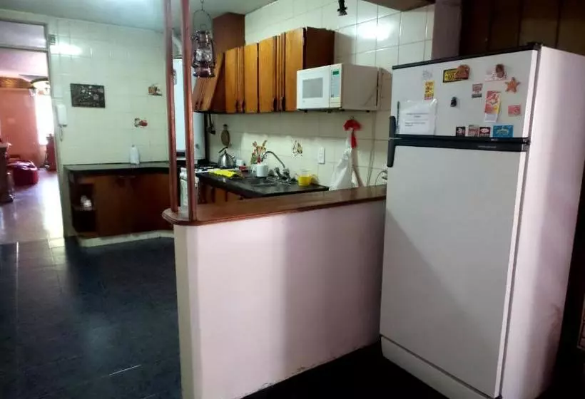 پانسیون Hostel Otro Mundo
