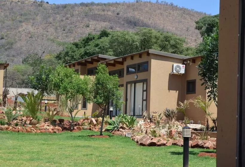 Majatalo Manor Hills Guest Lodge