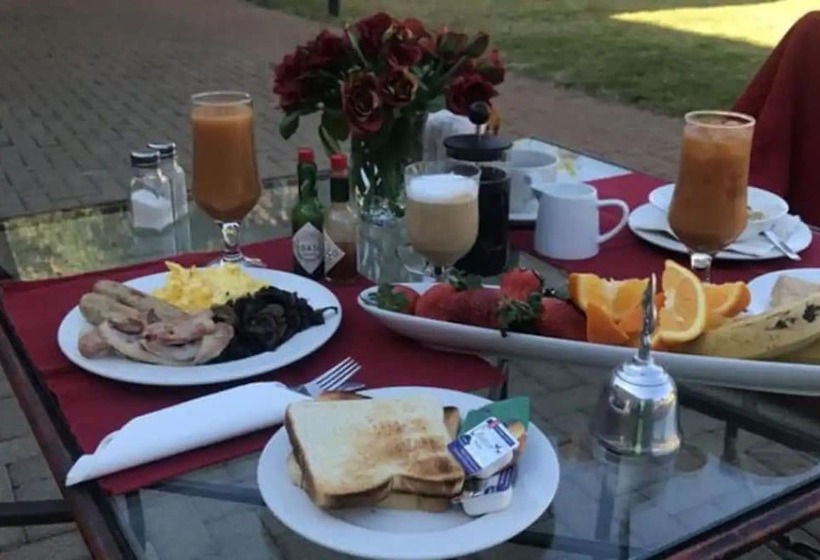 ペンション Manor Hills Guest Lodge