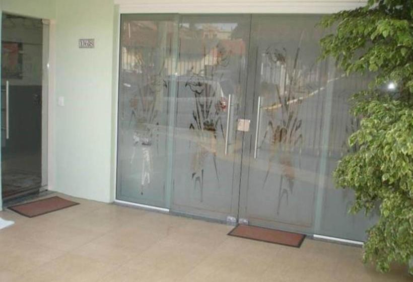 پانسیون Pousada Florenza