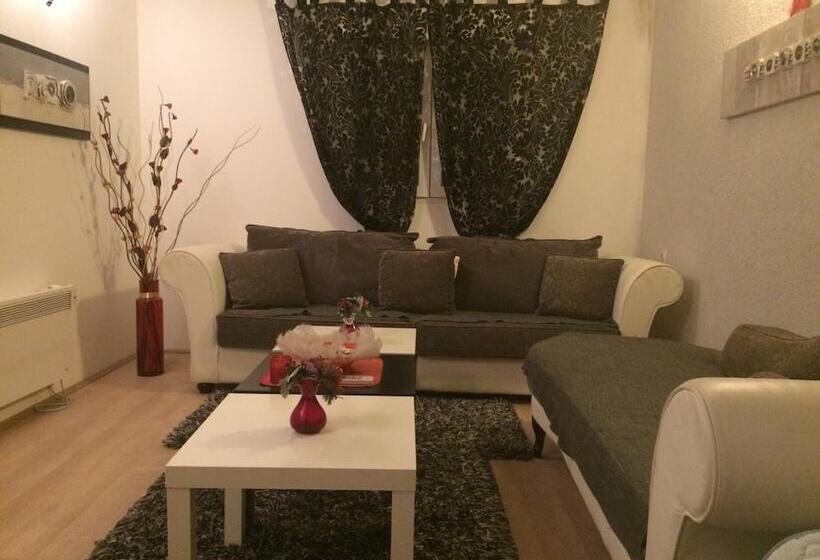 پانسیون Hostel Oldtown