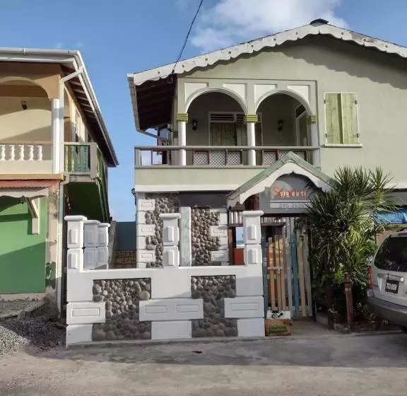 پانسیون Calibishie Sandbar