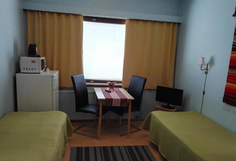 پانسیون Guesthouse Outa