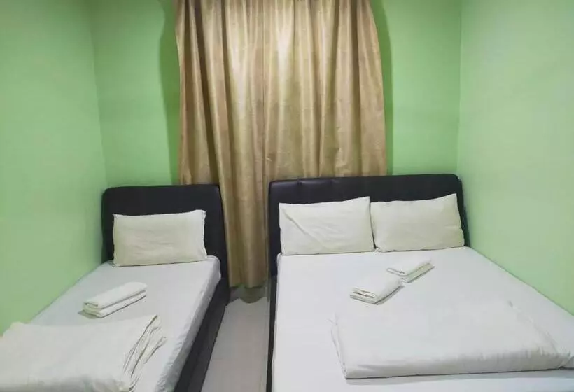 ペンション Leaf Guest House