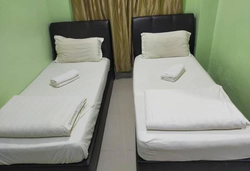 Pensão Leaf Guest House