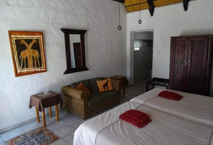 پانسیون Otjohotozu Guestfarm