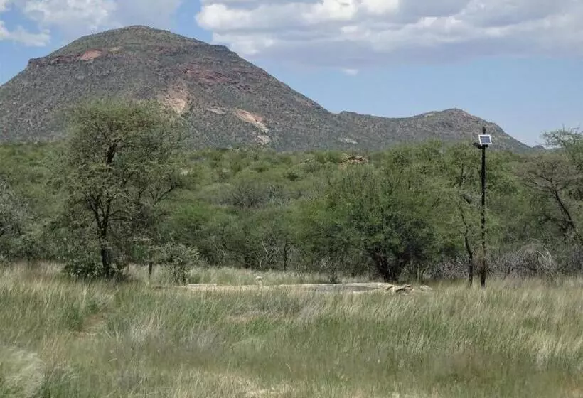 پانسیون Otjohotozu Guestfarm