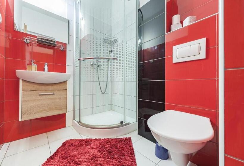 Majatalo Penzion U Hráze