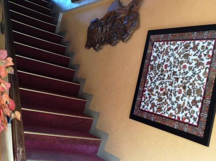 بنسيون Rm Guest House