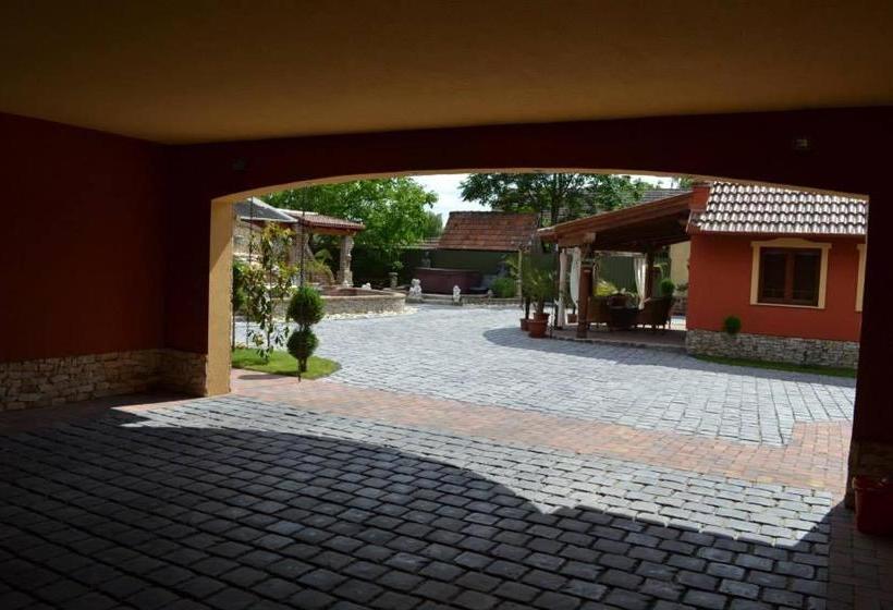 פנסיון Villa Medici Vendégház