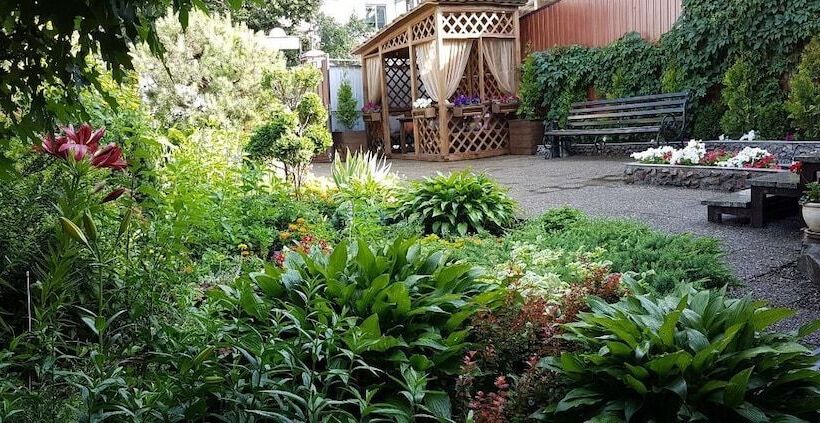 Общежитие Mini Hotel Glove House