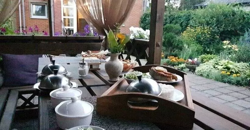 Retkeilymaja Mini Hotel Glove House