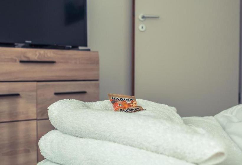 Bl Yachtclub & Apartments