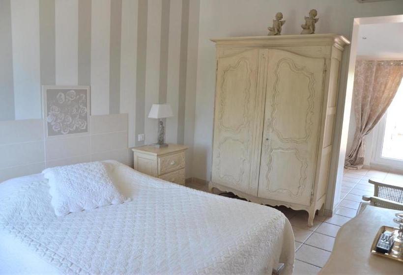 בית מלון כפרי Villa Des Anges