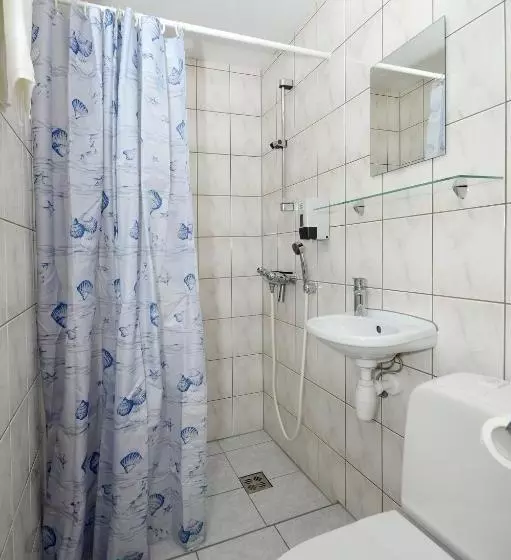 پانسیون Aisa Guesthouse