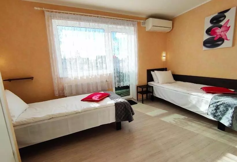 پانسیون Aisa Guesthouse