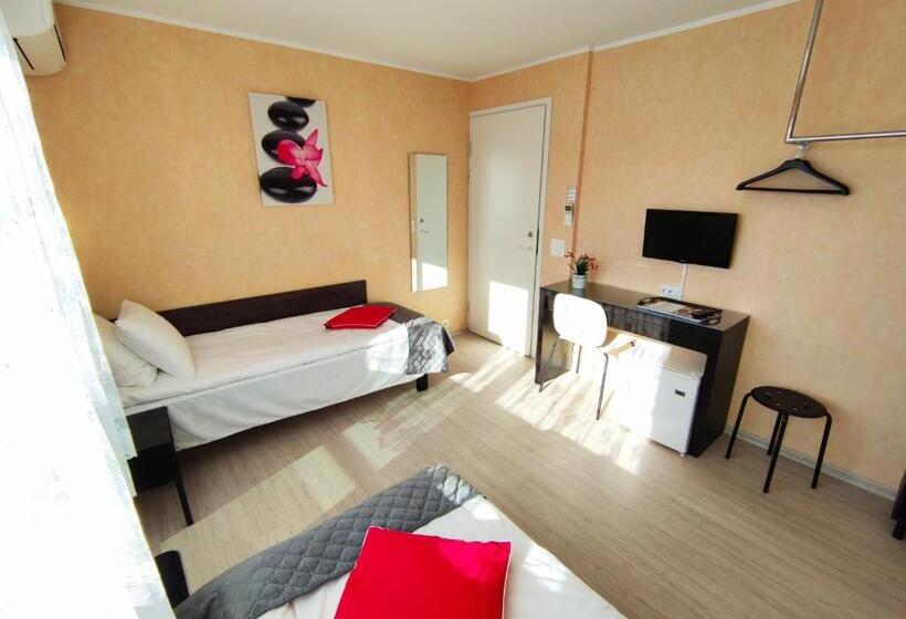 پانسیون Aisa Guesthouse