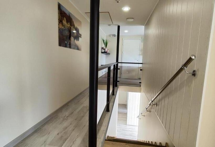 پانسیون Aisa Guesthouse