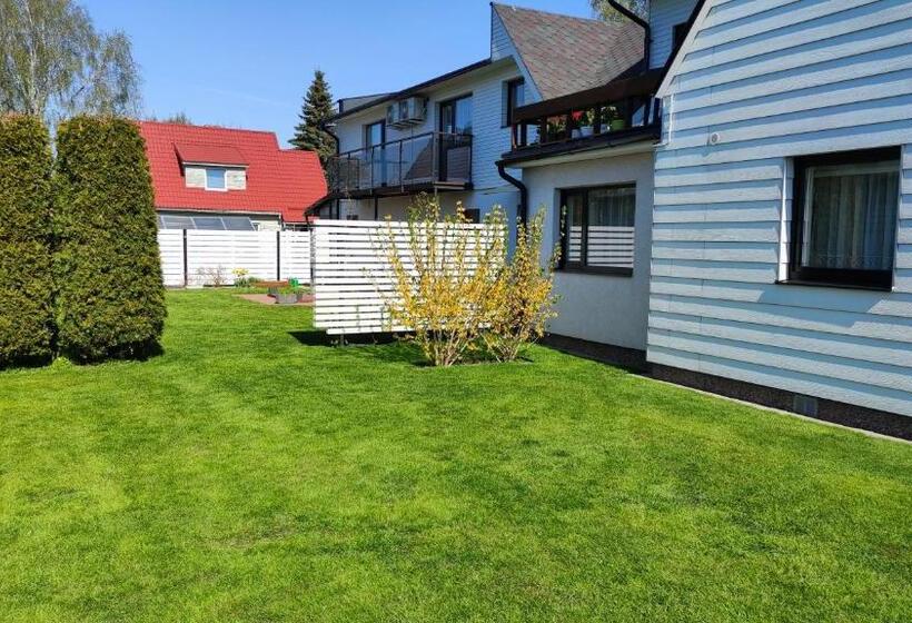 پانسیون Aisa Guesthouse