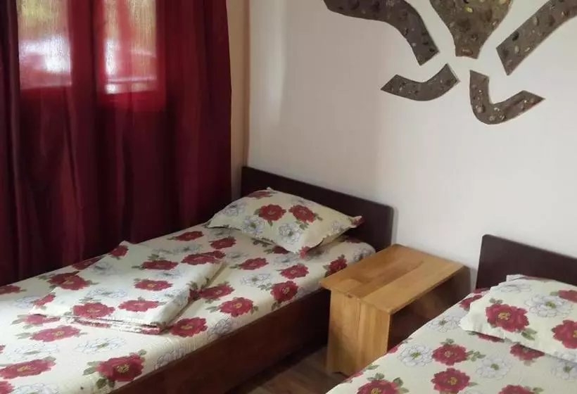 پانسیون Casa Dexter