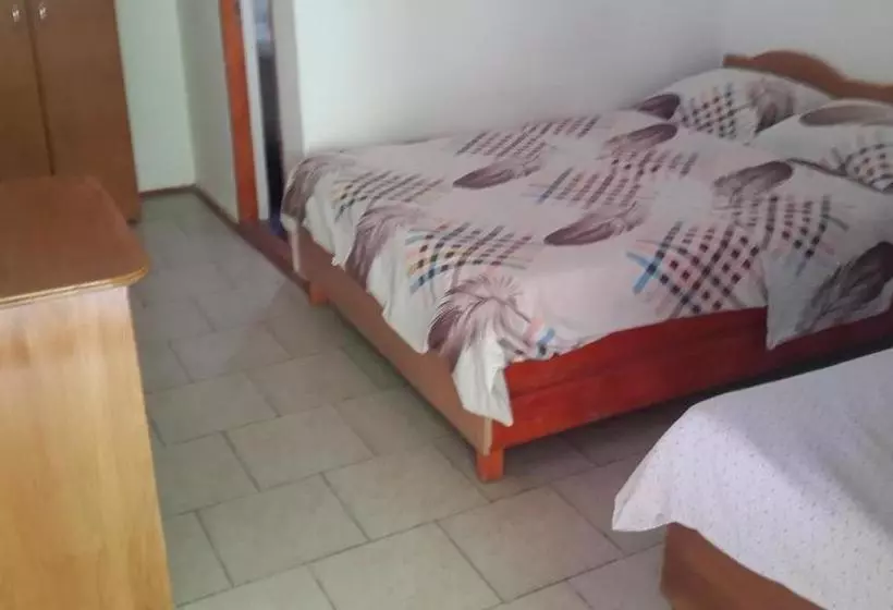 پانسیون Casa Dexter
