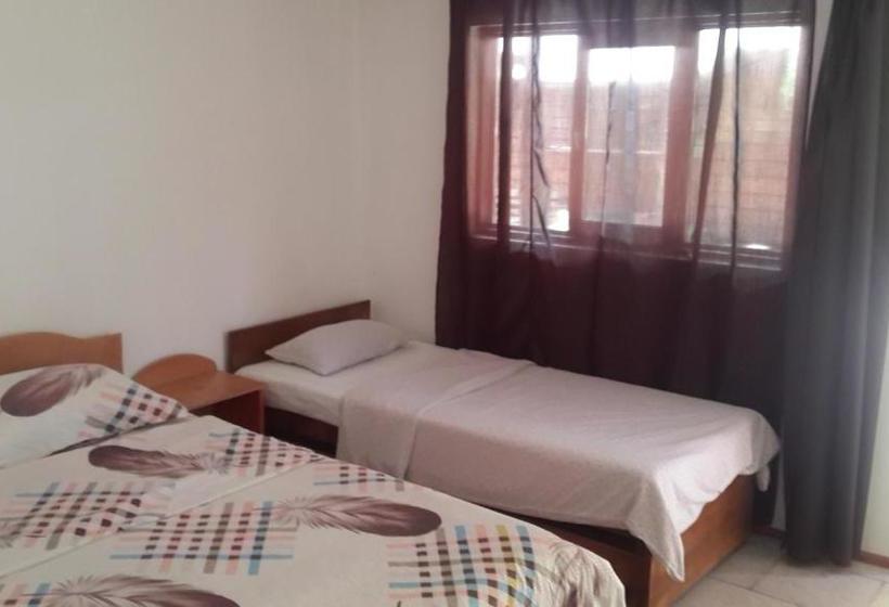 ペンション Casa Dexter