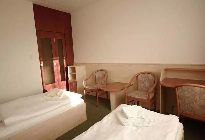 Majatalo Kolej Akademie