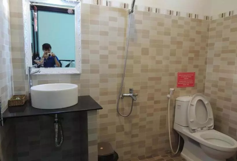 پانسیون Phuong Tay Guest House