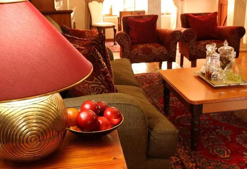 Majatalo Randrivier Guest House