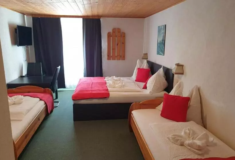 ペンション Weisses Rössel Cavallo Bianco