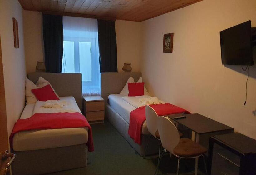 펜션 Weisses Rössel Cavallo Bianco