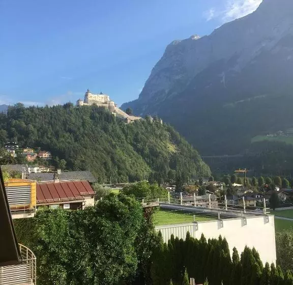 ペンション Weisses Rössel Cavallo Bianco