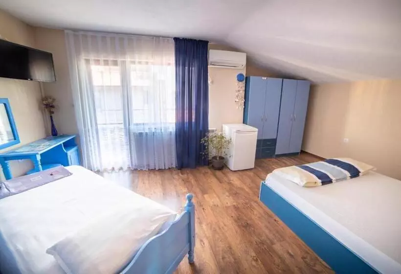پانسیون Zenith Guest House