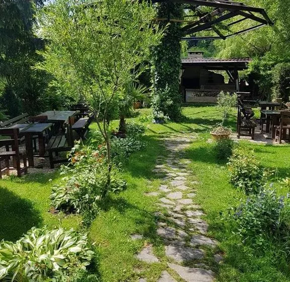Pensiunea Liziera
