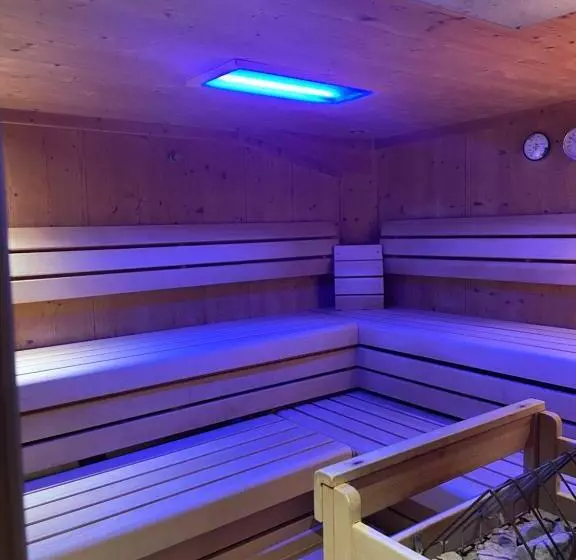 ユースホステル Gasthof Zum Mohrn