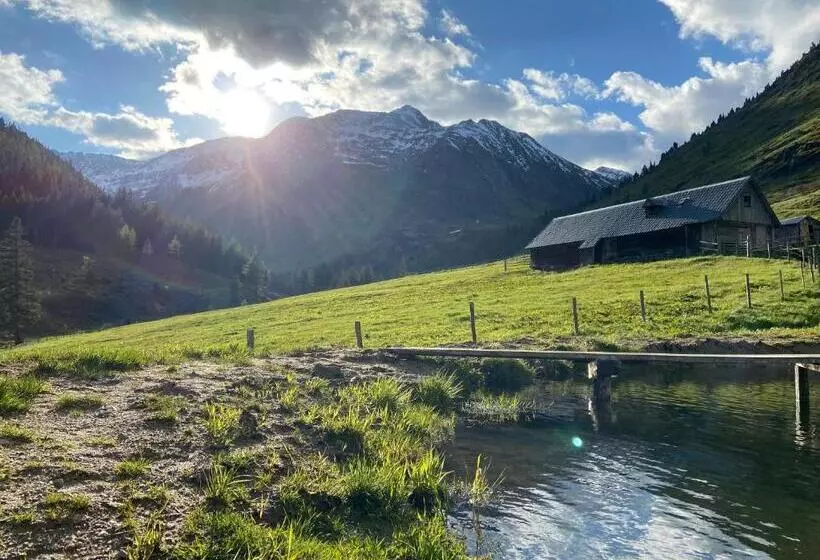 ユースホステル Gasthof Zum Mohrn