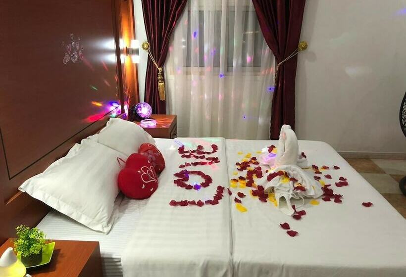 Jawhrat Al Koon Apartment