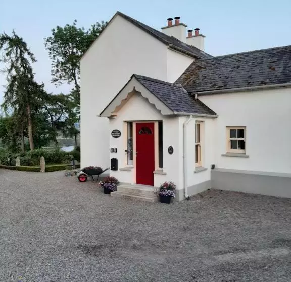 Majatalo Abhainn Ri Farmhouse