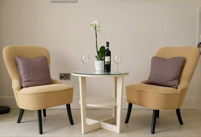 Majatalo Abhainn Ri Farmhouse