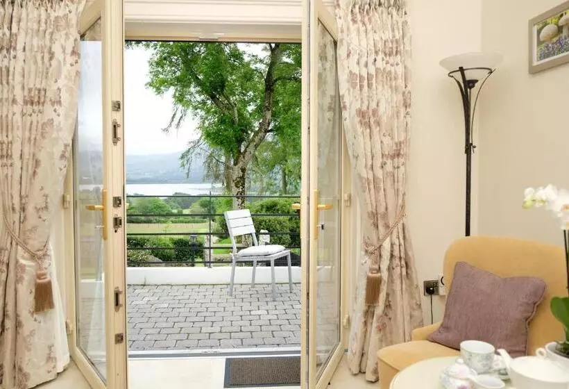 Majatalo Abhainn Ri Farmhouse