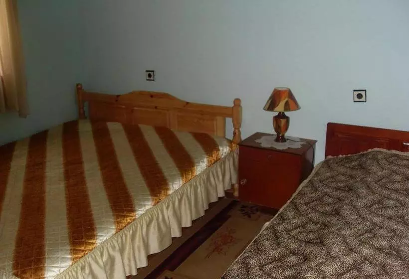 پانسیون Guest House Rimski Most