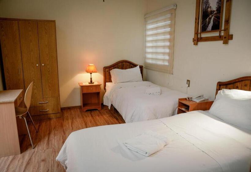 פנסיון Hostal Cordillera