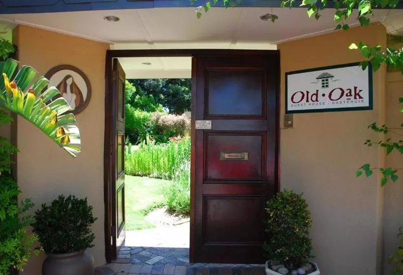 ペンション Old Oak Guest House