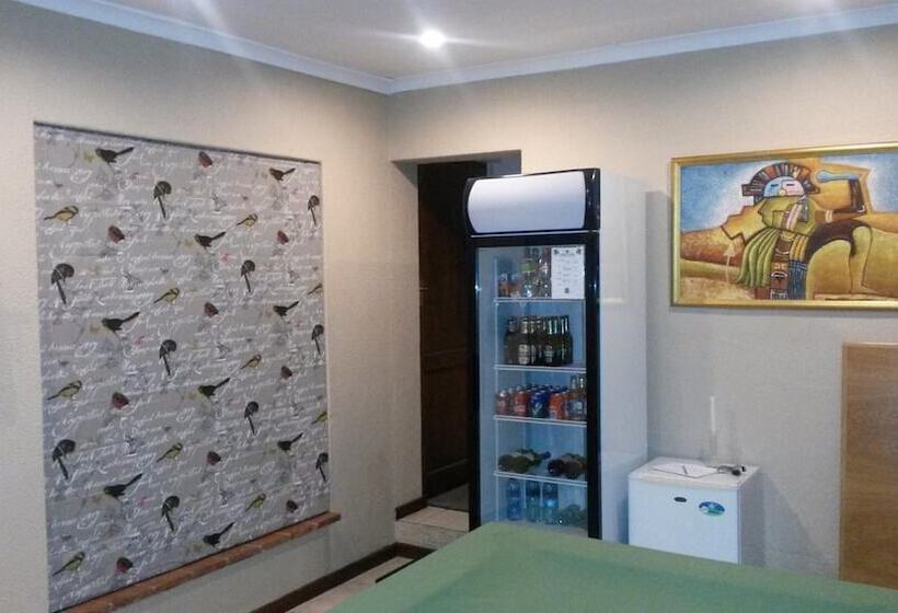 بنسيون Old Oak Guest House